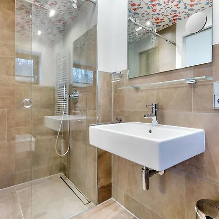 Strandvilla Kuestensegler Апартаменты Зеллин